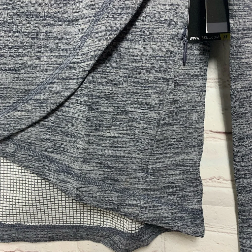 NEW IBKUL Black Waffle 1/4 Zip Assymetrical Top Size XS 34” - Picture 4 of 10